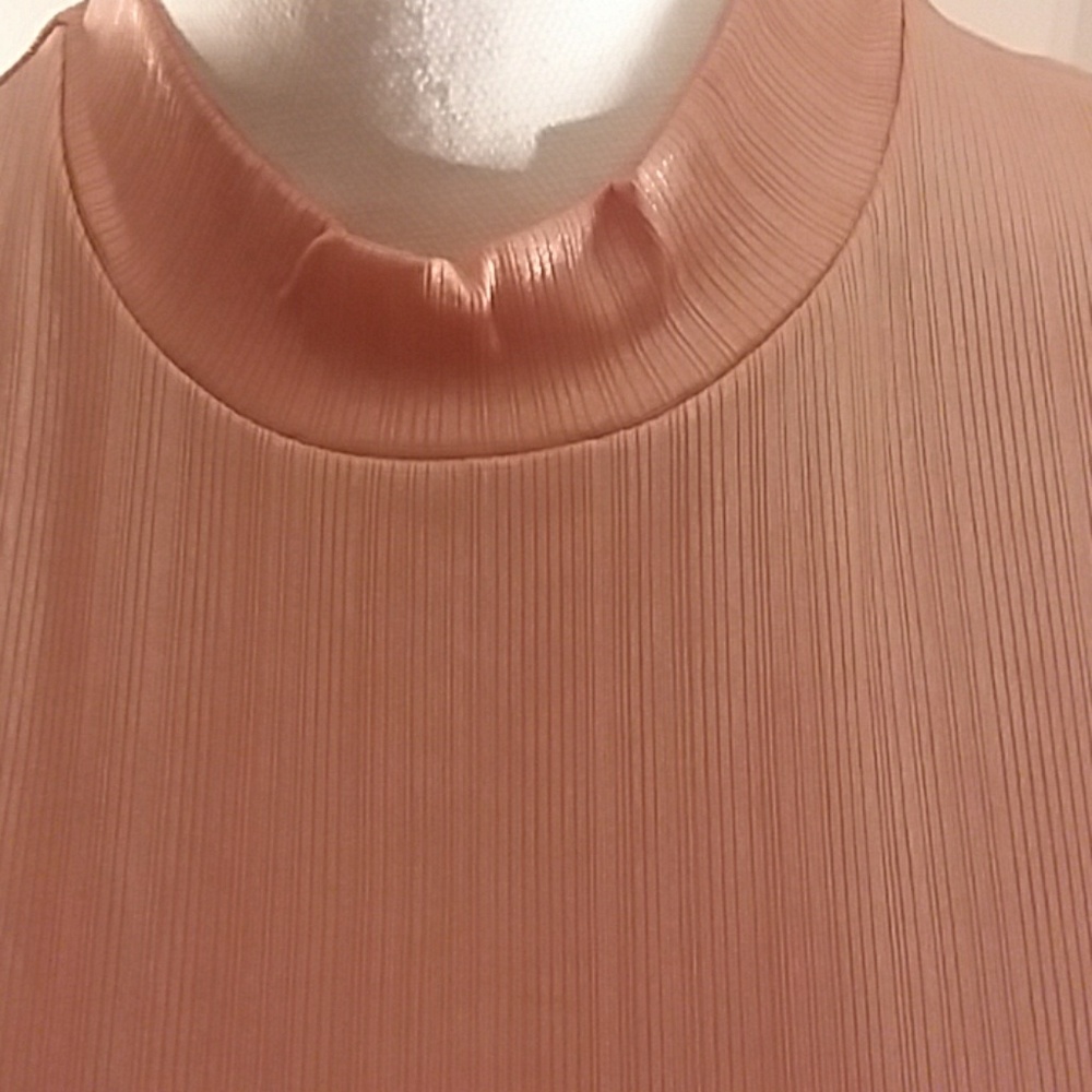 Guess Sleeveless Mock Turtleneck